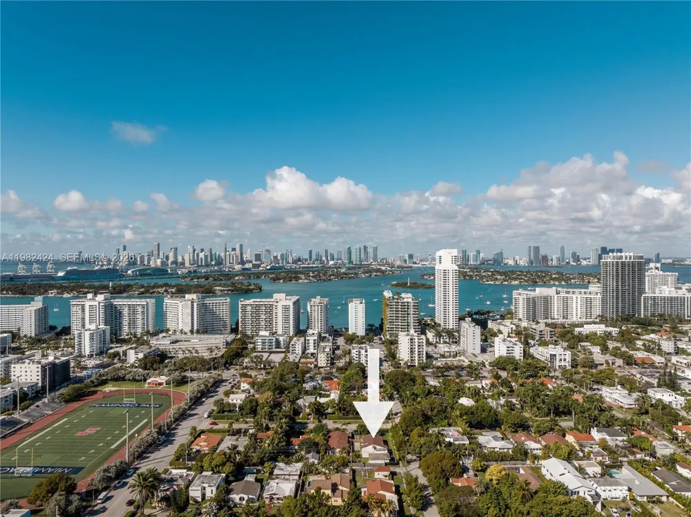 1255 Lenox Ave Miami Beach, FL 33139