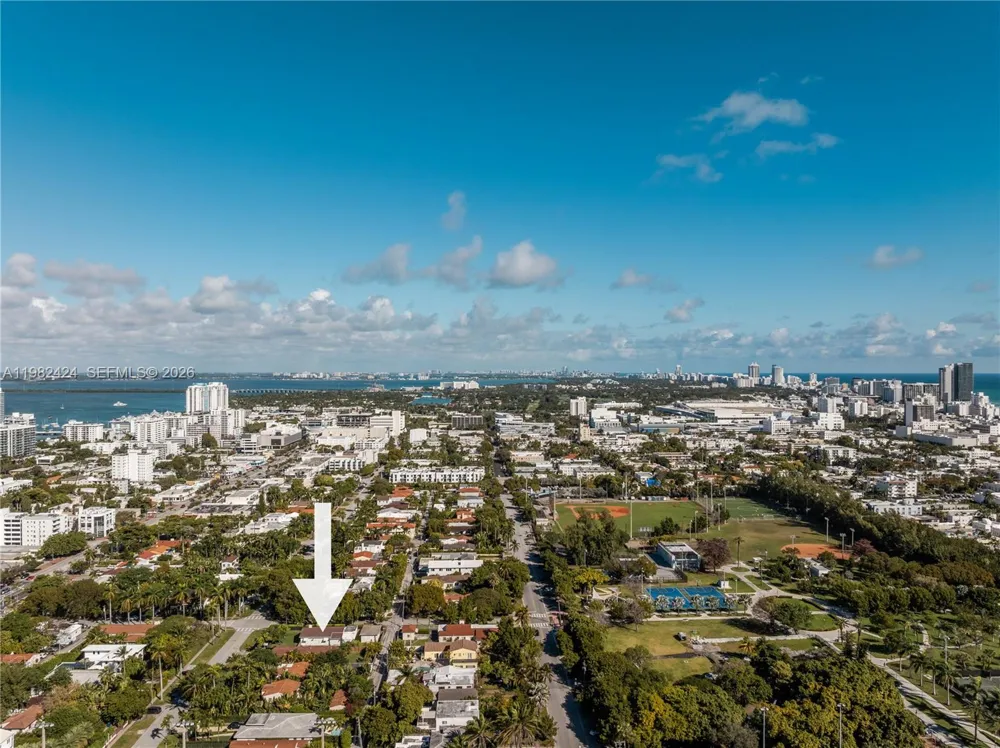 1255 Lenox Ave Miami Beach, FL 33139