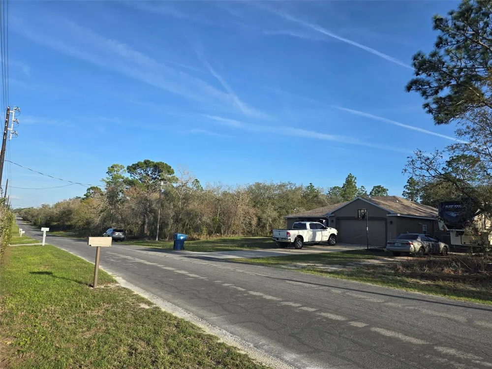 13070 QUIGLEY AVENUE Weeki Wachee, FL 34614