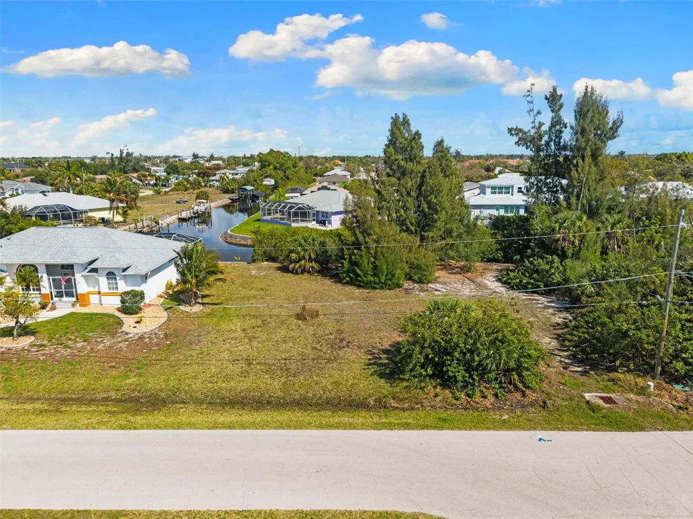 2524 LARKSPUR DRIVE Punta Gorda, FL 33950