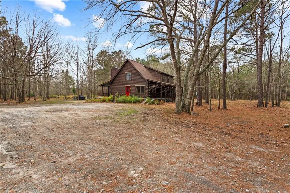250 Lee Paul Road Hawkinsville, GA 31036