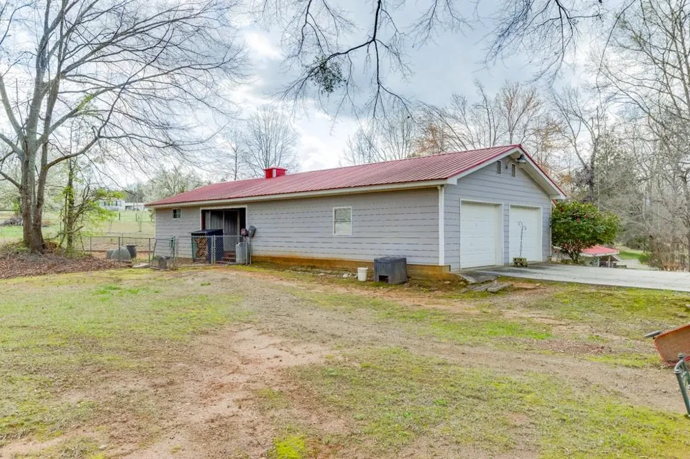 722 Charlie Morris Road Colbert, GA 30628