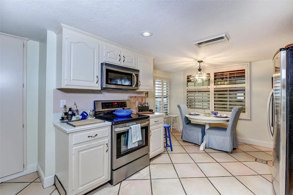 746 MARINA POINT DRIVE #7460 Daytona Beach, FL 32114