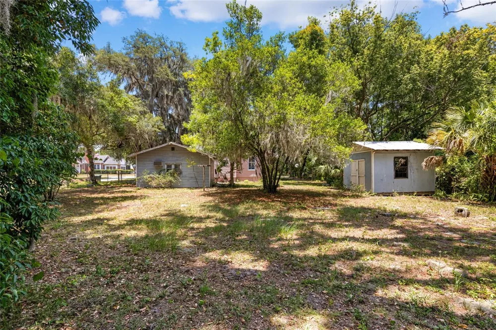 21927 SE 69TH AVENUE Hawthorne, FL 32640