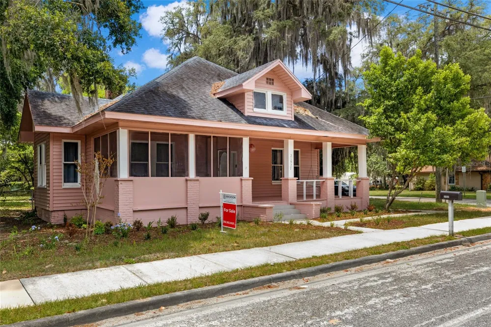 21927 SE 69TH AVENUE Hawthorne, FL 32640