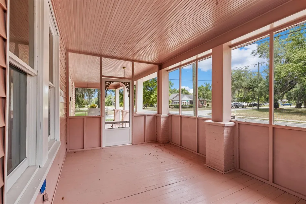 21927 SE 69TH AVENUE Hawthorne, FL 32640