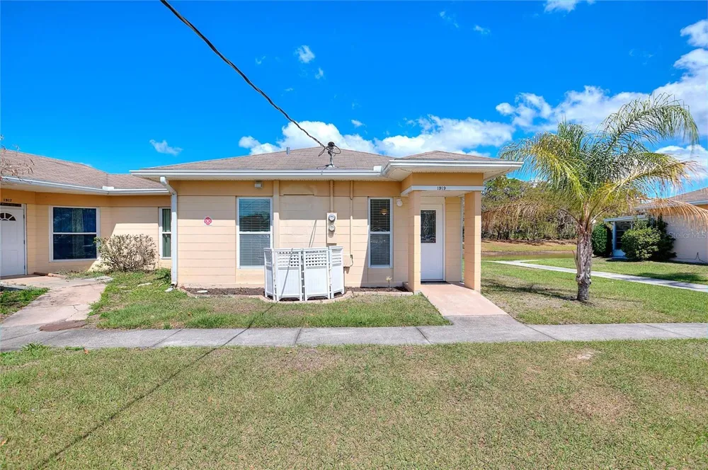 1919 CLUB CIRCLE Lake Wales, FL 33898