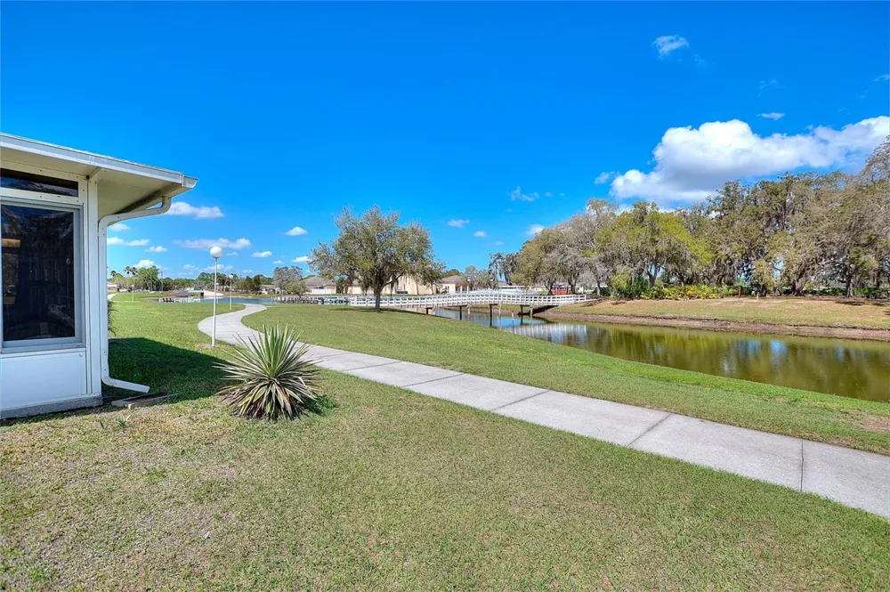1919 CLUB CIRCLE Lake Wales, FL 33898