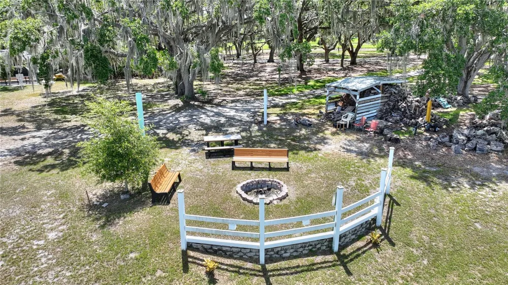1919 CLUB CIRCLE Lake Wales, FL 33898