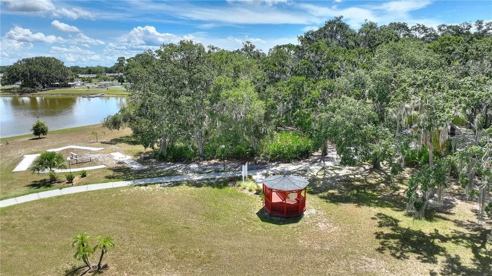 1919 CLUB CIRCLE Lake Wales, FL 33898
