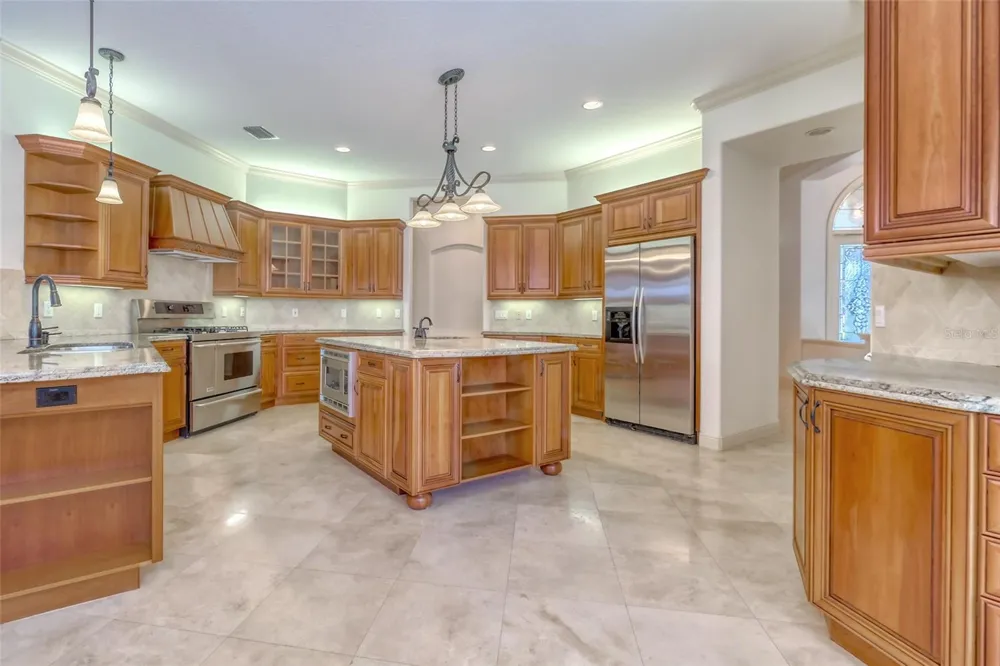 2983 WENTWORTH WAY Tarpon Springs, FL 34688