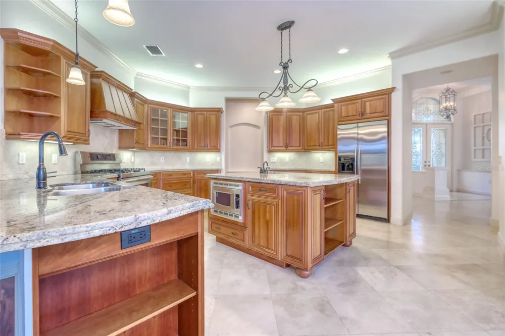 2983 WENTWORTH WAY Tarpon Springs, FL 34688
