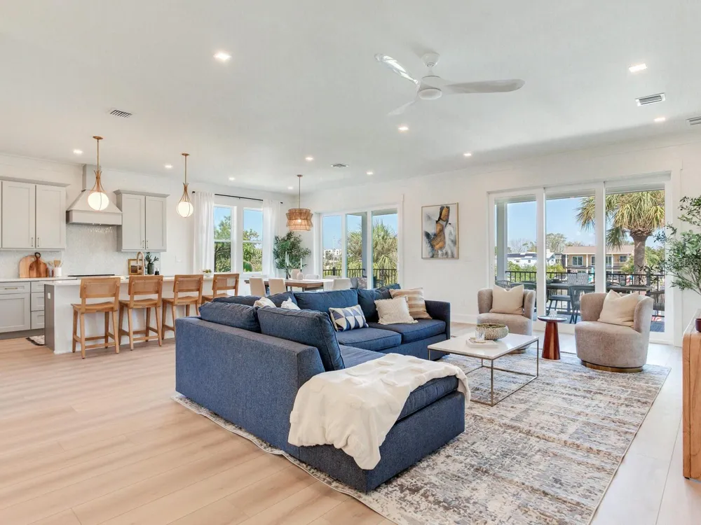17030 DOLPHIN DRIVE North Redington Beach, FL 33708