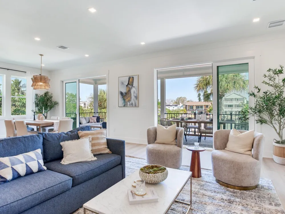 17030 DOLPHIN DRIVE North Redington Beach, FL 33708