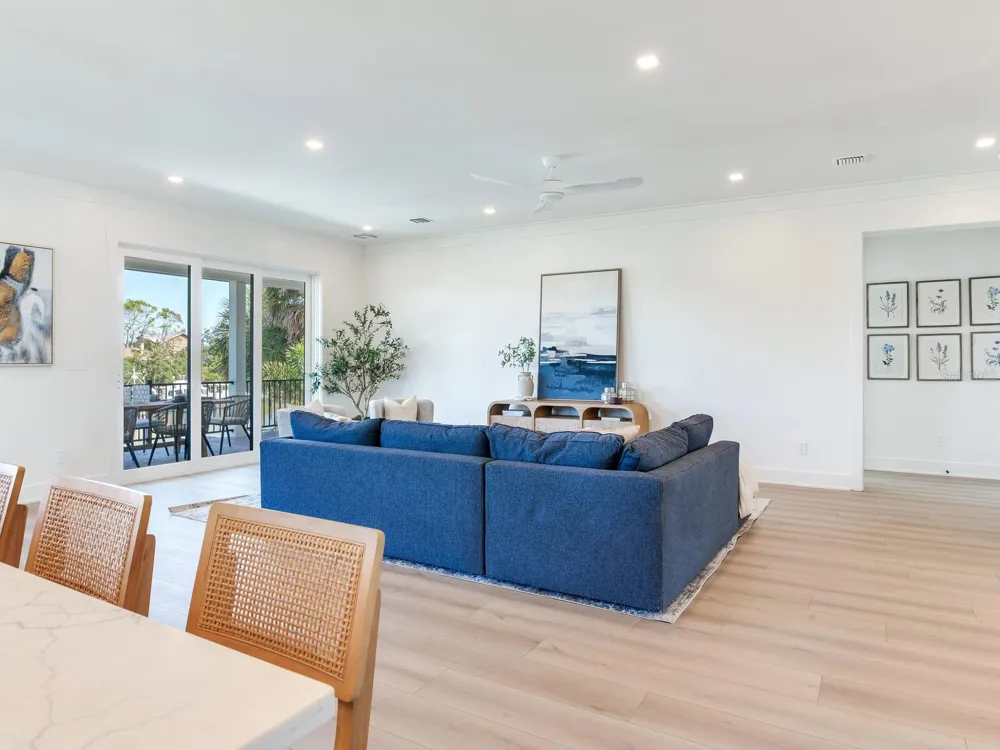 17030 DOLPHIN DRIVE North Redington Beach, FL 33708