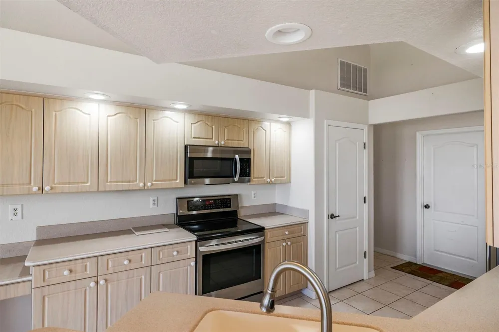 12942 SW KINGSWAY CIRCLE Lake Suzy, FL 34269