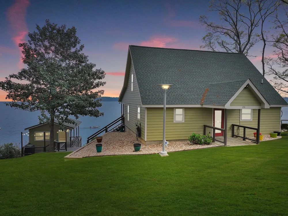 270 Andrew Jackson Circle Hemphill, TX 75948