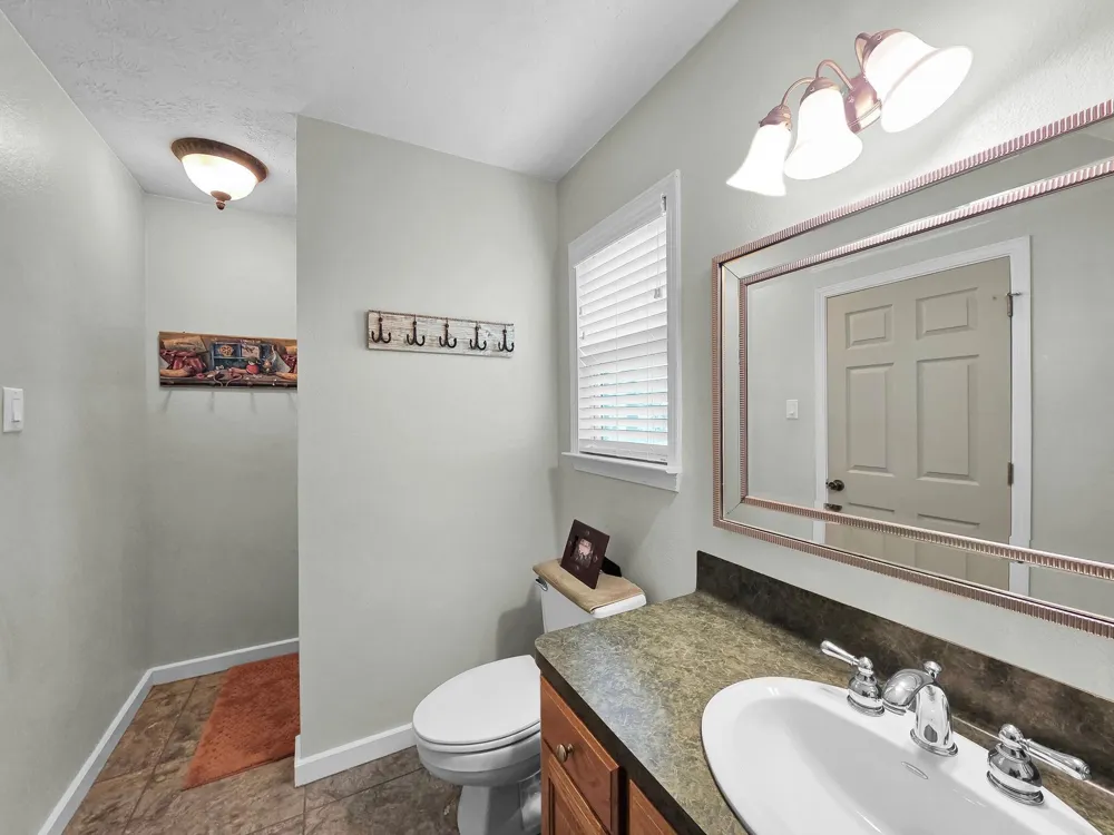 270 Andrew Jackson Circle Hemphill, TX 75948