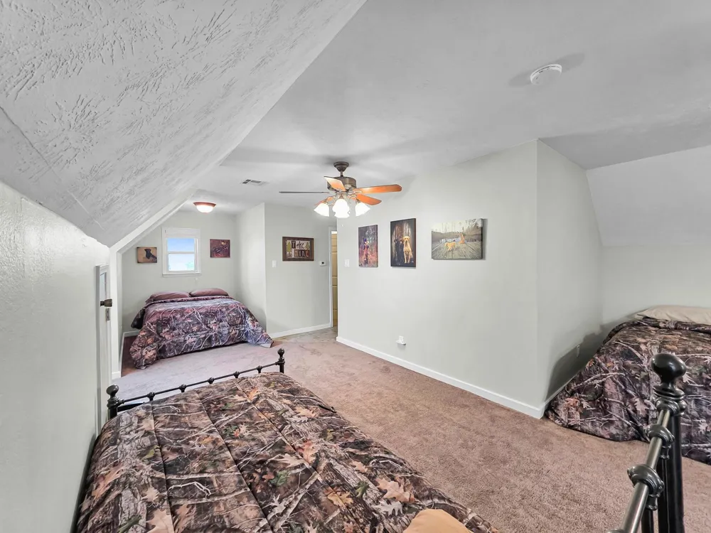 270 Andrew Jackson Circle Hemphill, TX 75948