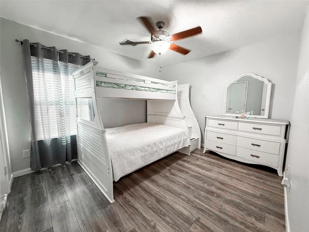 11618 Wren Crossing Drive Houston, TX 77038