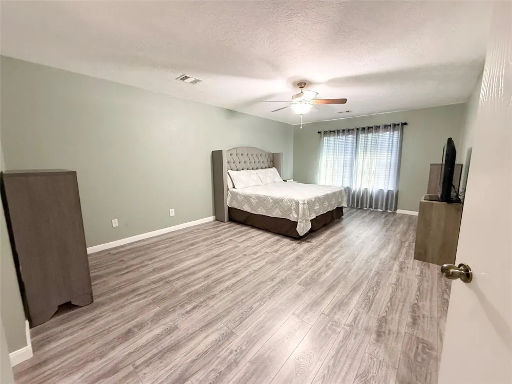 11618 Wren Crossing Drive Houston, TX 77038