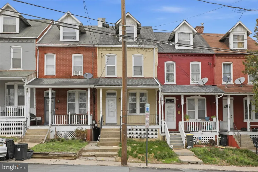 327 HAZEL STREET Lancaster, PA 17603