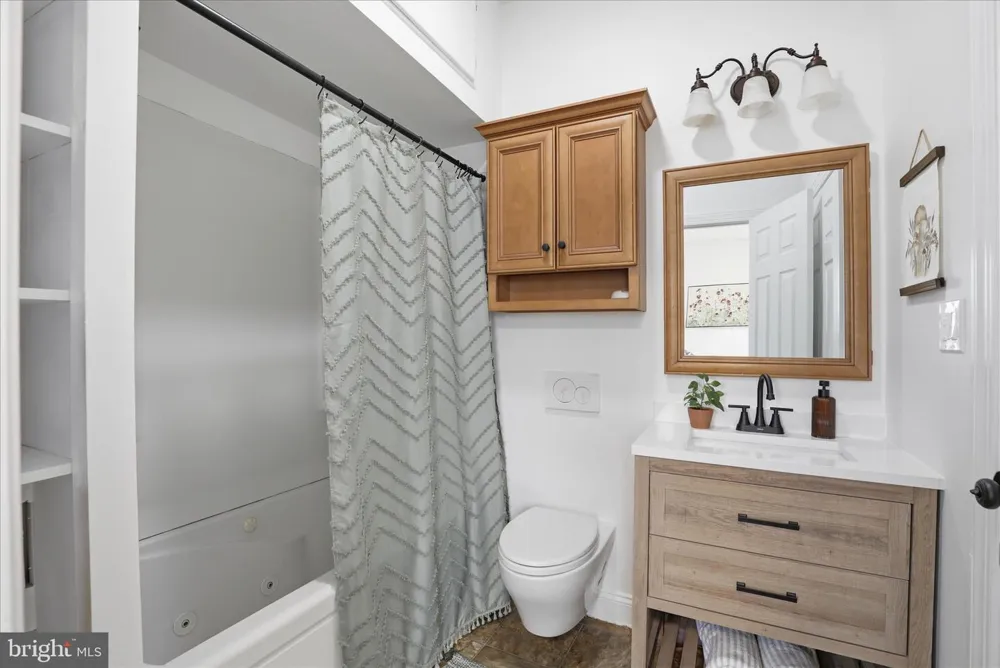 327 HAZEL STREET Lancaster, PA 17603
