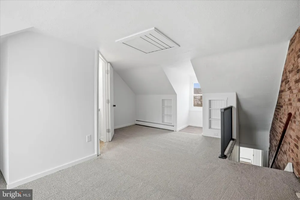 327 HAZEL STREET Lancaster, PA 17603