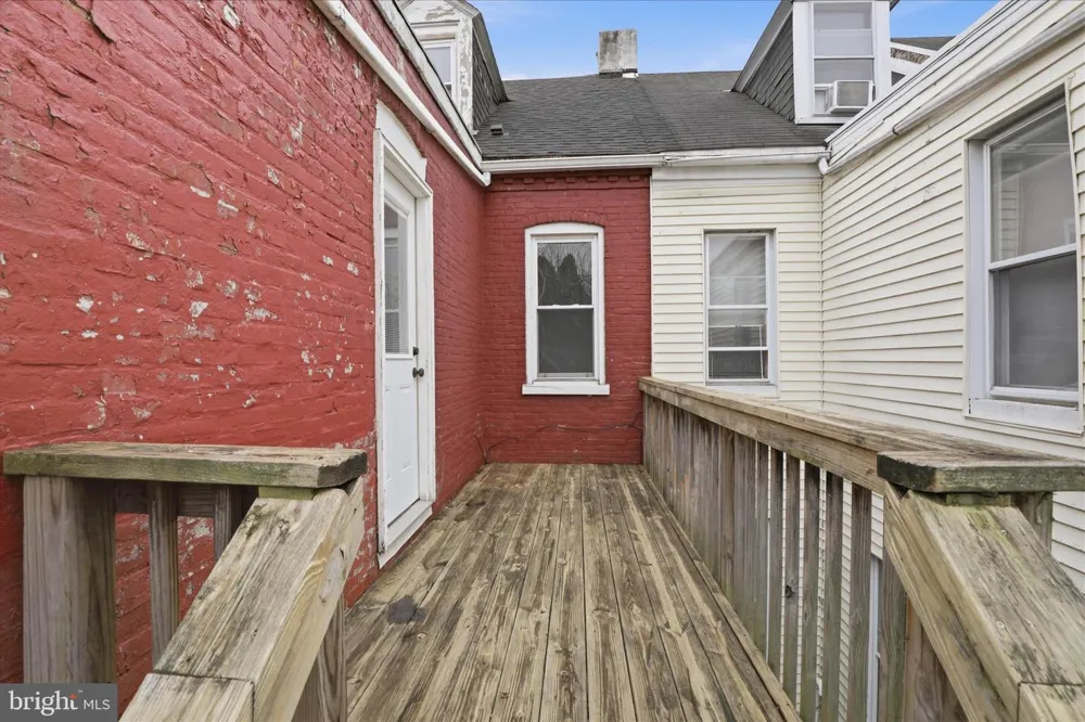 327 HAZEL STREET Lancaster, PA 17603