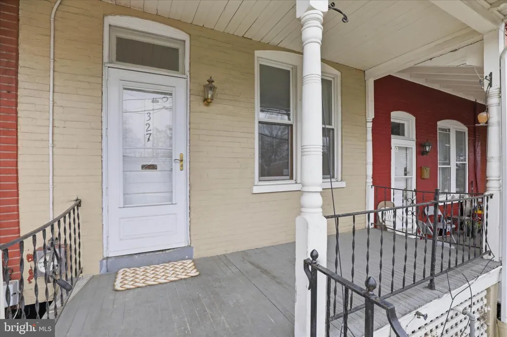 327 HAZEL STREET Lancaster, PA 17603