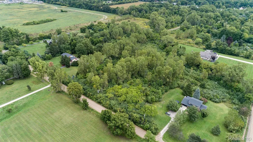 BARR Canton Charter Township, MI 48188