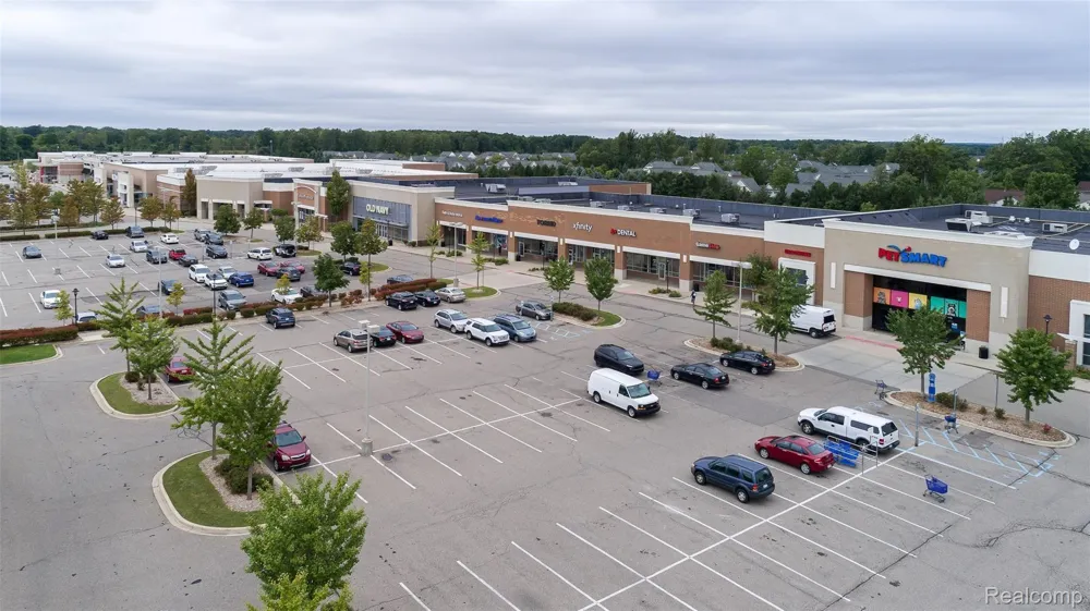 BARR Canton Charter Township, MI 48188