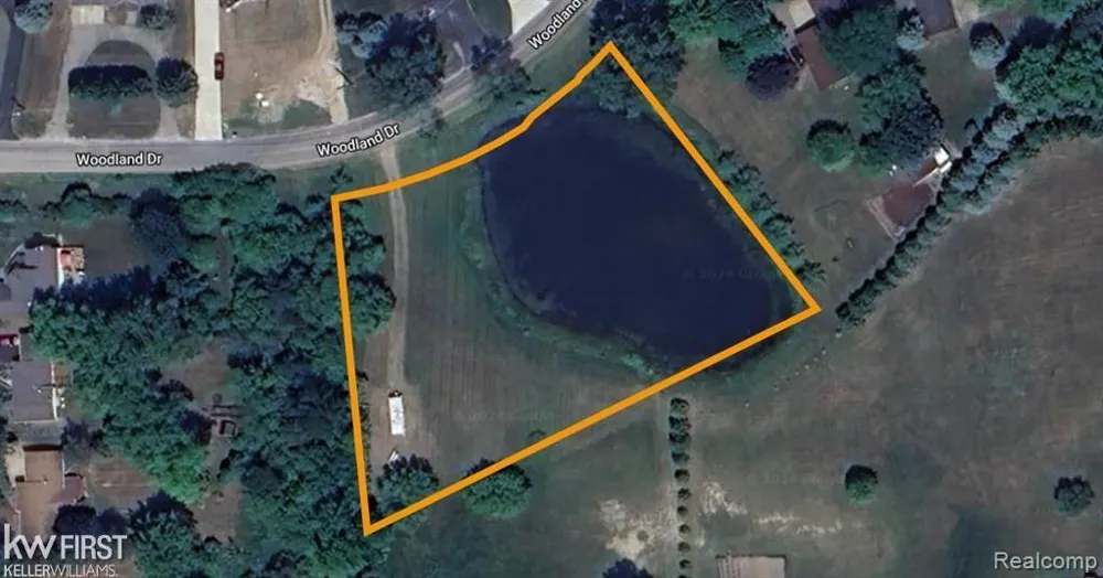 2951 Woodland Drive Hadley Township, MI 48455