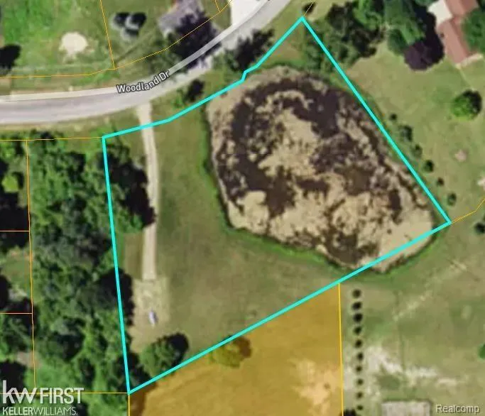 2951 Woodland Drive Hadley Township, MI 48455