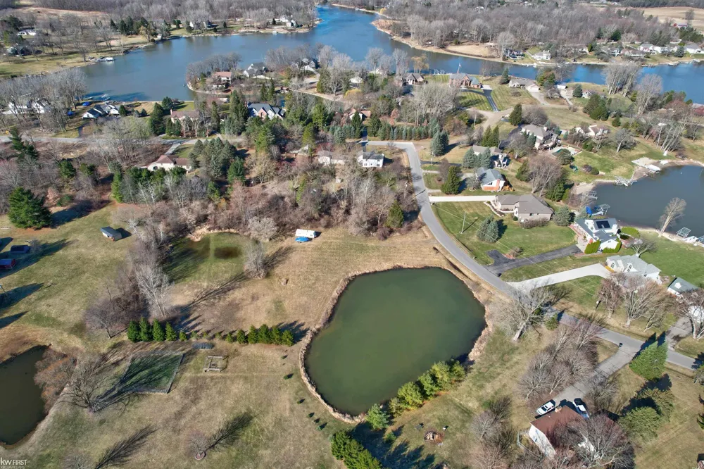 2951 Woodland Drive Hadley Township, MI 48455