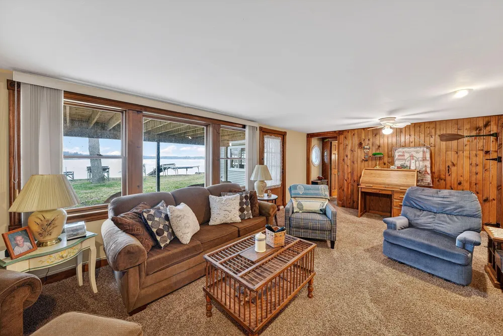 20008 M 60 Park Township, MI 49093