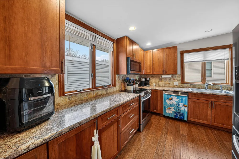 20008 M 60 Park Township, MI 49093