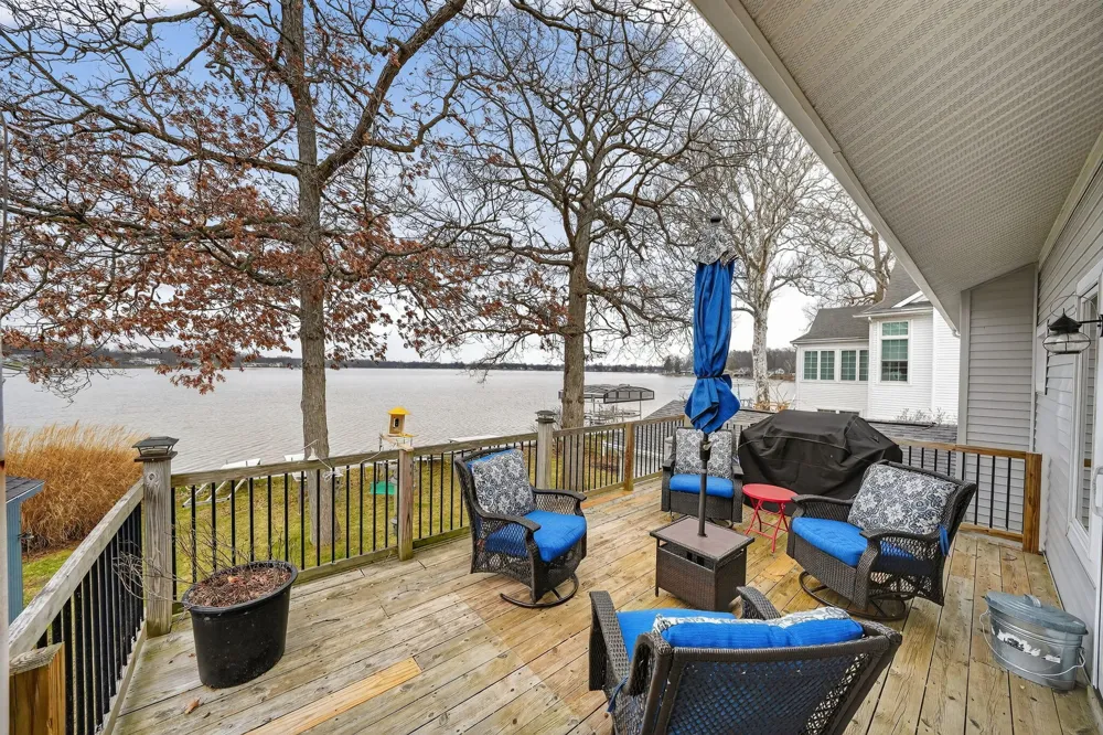 20008 M 60 Park Township, MI 49093