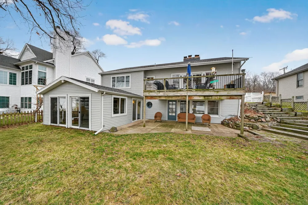 20008 M 60 Park Township, MI 49093