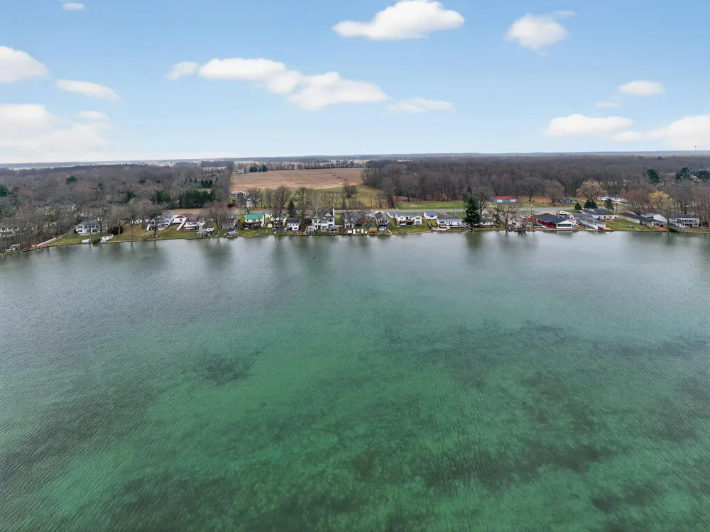 20008 M 60 Park Township, MI 49093