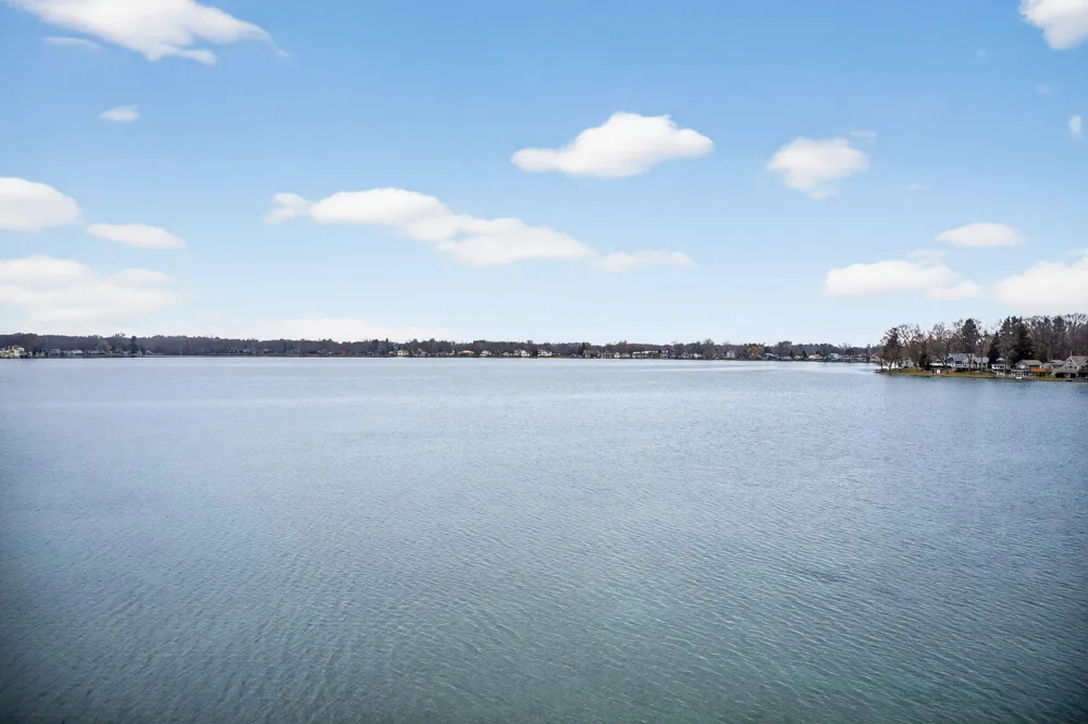 20008 M 60 Park Township, MI 49093
