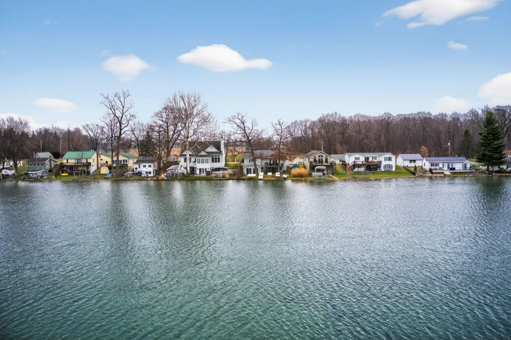 20008 M 60 Park Township, MI 49093
