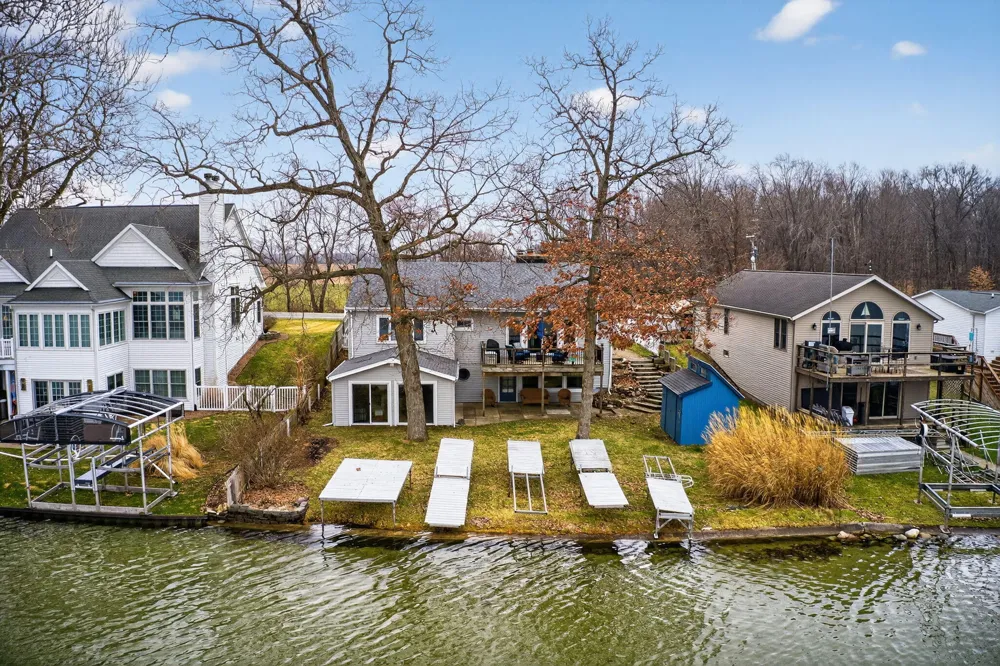 20008 M 60 Park Township, MI 49093