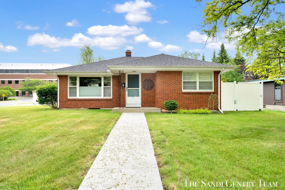 1508 Wisconsin Street Grand Haven City, MI 49417