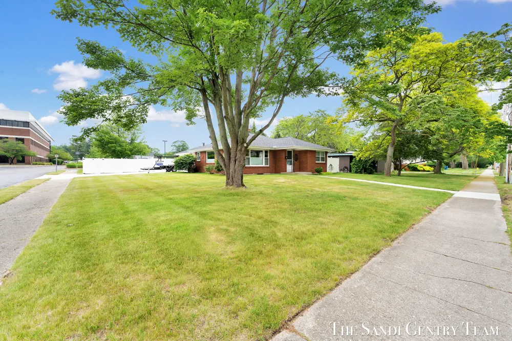 1508 Wisconsin Street Grand Haven City, MI 49417