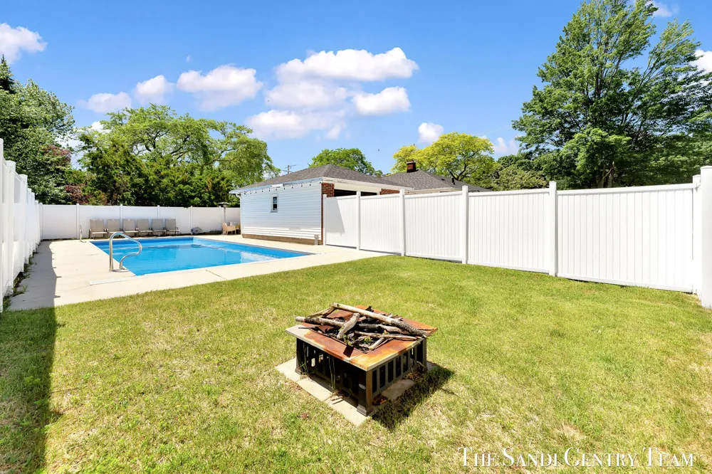 1508 Wisconsin Street Grand Haven City, MI 49417