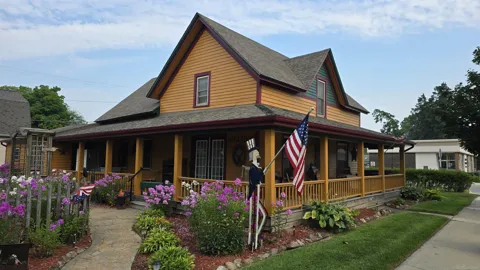 5454 Main Street