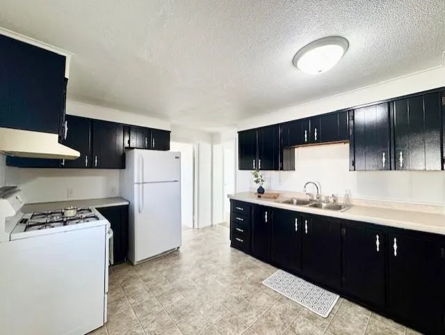 348 Grover Avenue Alma City, MI 48801