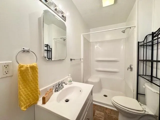 348 Grover Avenue Alma City, MI 48801