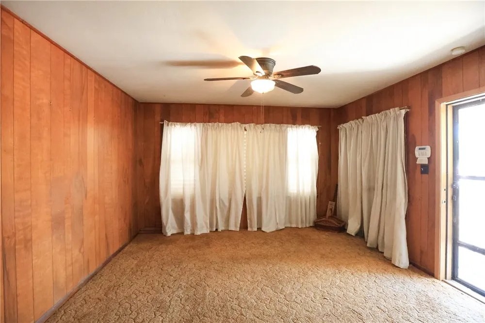 305 Perez San Diego, TX 78384